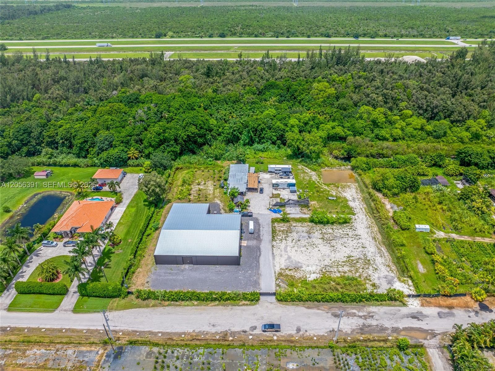 5601 SW 210th Ter, Southwest Ranches FL 33332 photo 4