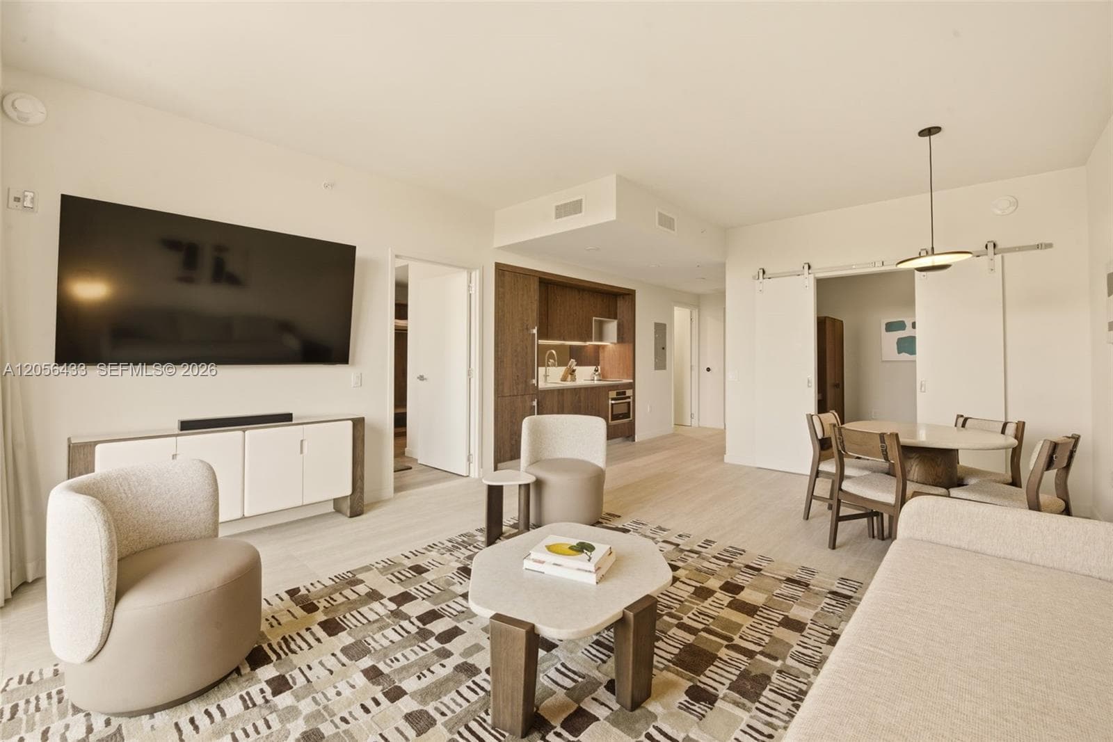 1611 SW 2nd Avenue # 301, Miami FL 33129 photo 2