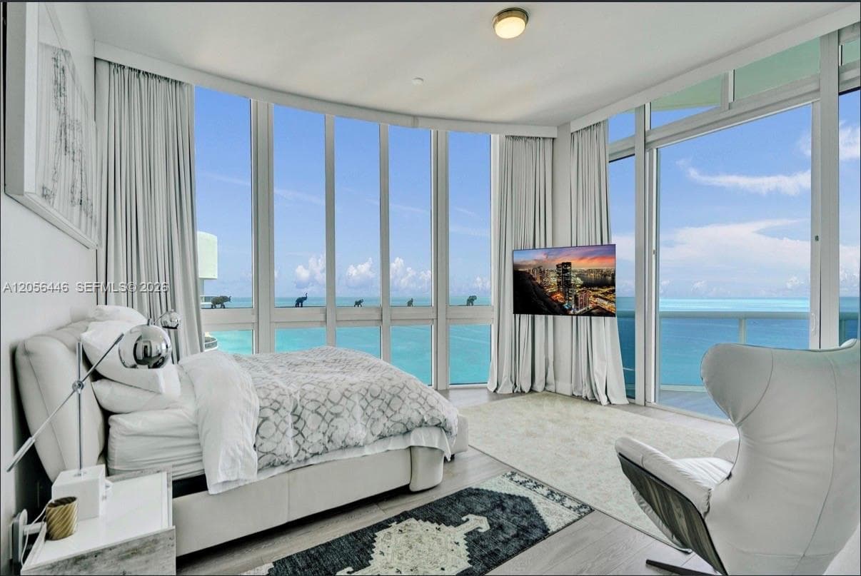 15901 Collins Ave # 4301, Sunny Isles Beach FL 33160 photo 2