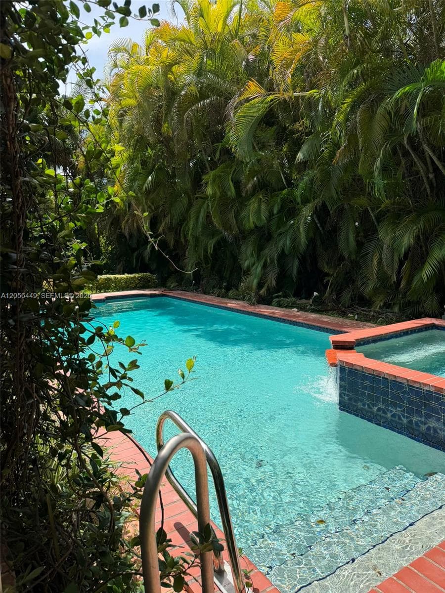 1540 Dorado Ave, Coral Gables FL 33146 photo 5