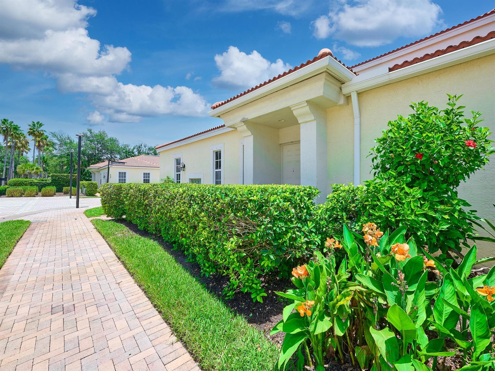 530 COMMONS Drive, Palm Beach Gardens FL 33418 photo 4