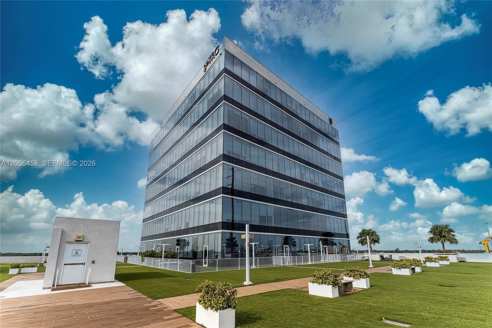 20200 W Dixie Hwy # 903, Miami FL 33180