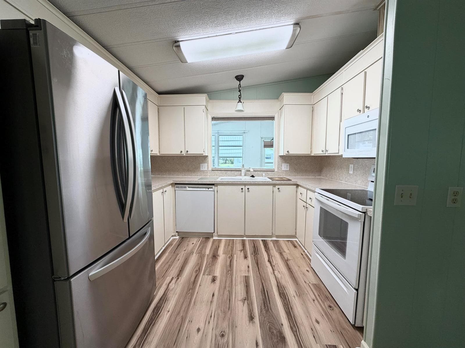 8204 W BITTERBUSH Lane, Port St. Lucie FL 34952 photo 5