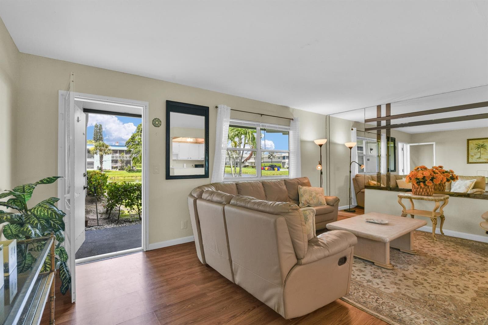 359 Saxony Trail # H, Delray Beach FL 33446 photo 2