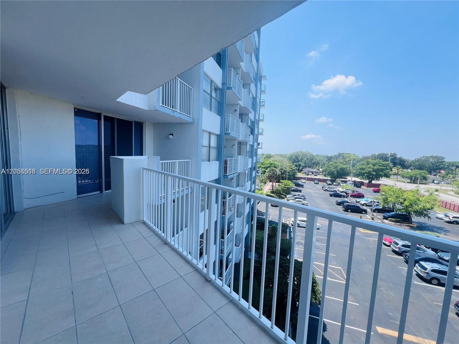 1200 NE Miami Gardens Dr # 501W, Miami FL 33179 photo 2
