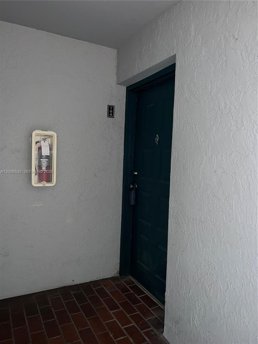 7235 NW 179th St # 104, Hialeah FL 33015 photo 2
