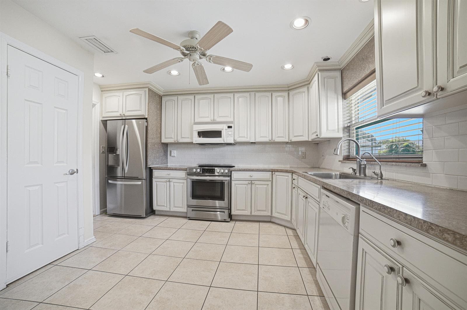 4843 Greentree Lane # B, Boynton Beach FL 33436 photo 5