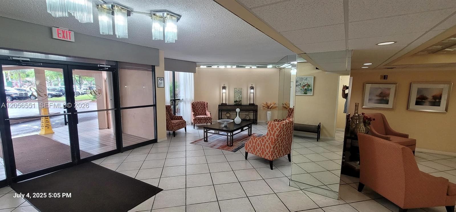 1300 Saint Charles Pl # L19, Pembroke Pines FL 33026 photo 2
