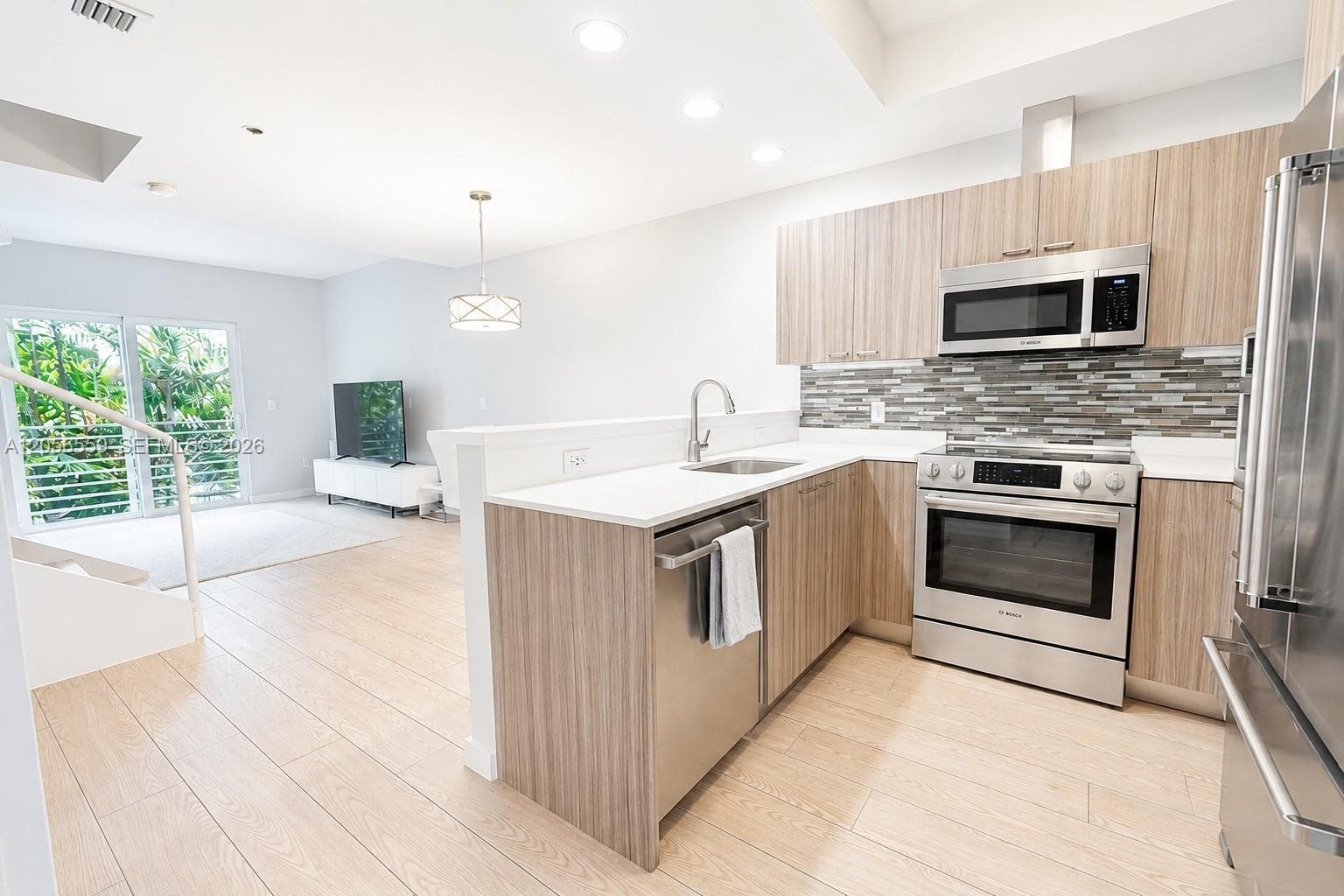 619 Meridian Ave # 4, Miami Beach FL 33139 photo 4