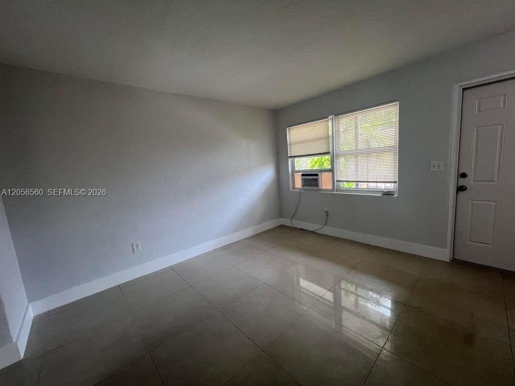 1281 NW 60th St # 5, Miami FL 33142 photo 2