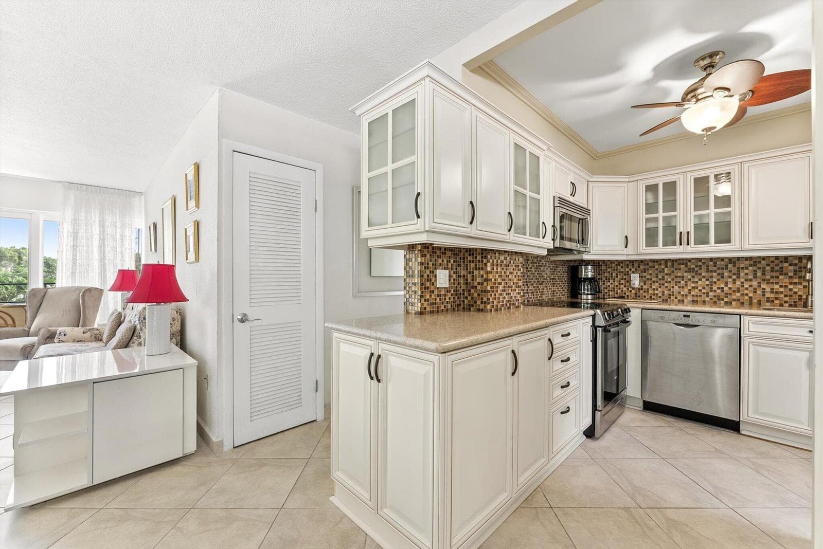 220 Kings Point Drive # 210, Sunny Isles Beach FL 33160 photo 3