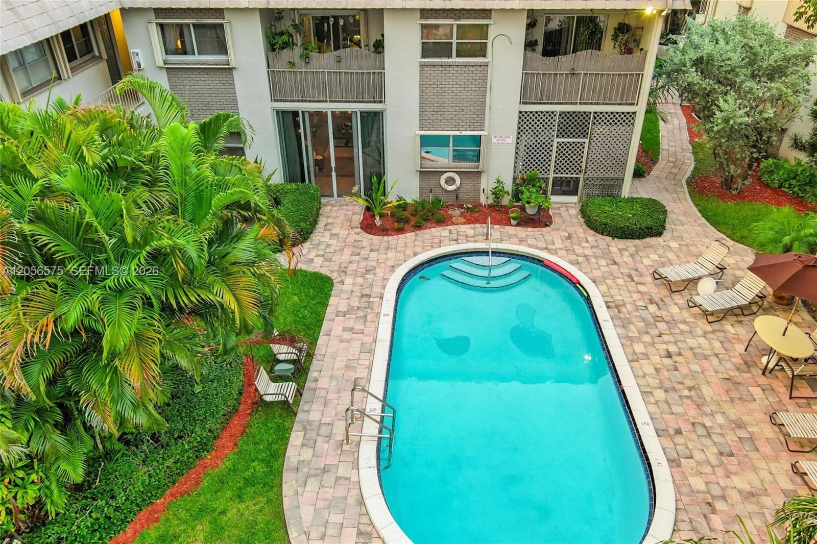 1541 NE 34th Ct # 104, Oakland Park FL 33334 photo 3