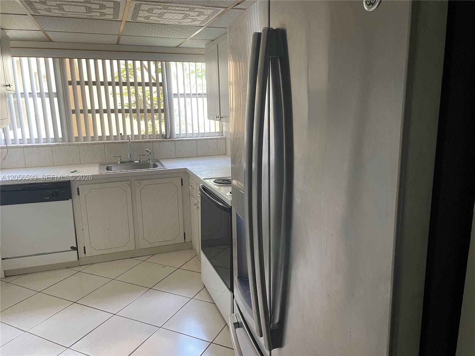 940 NE 199th St # 209, Miami FL 33179 photo 4