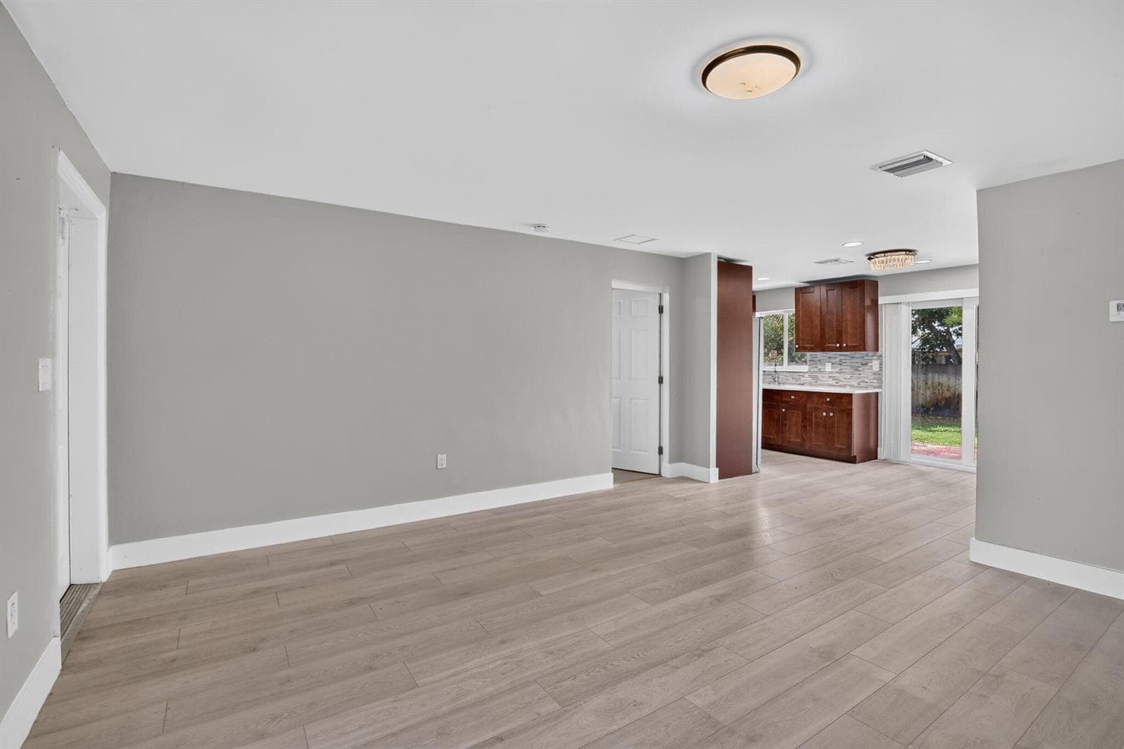 6281 NW 14TH Court, Sunrise FL 33313 photo 5