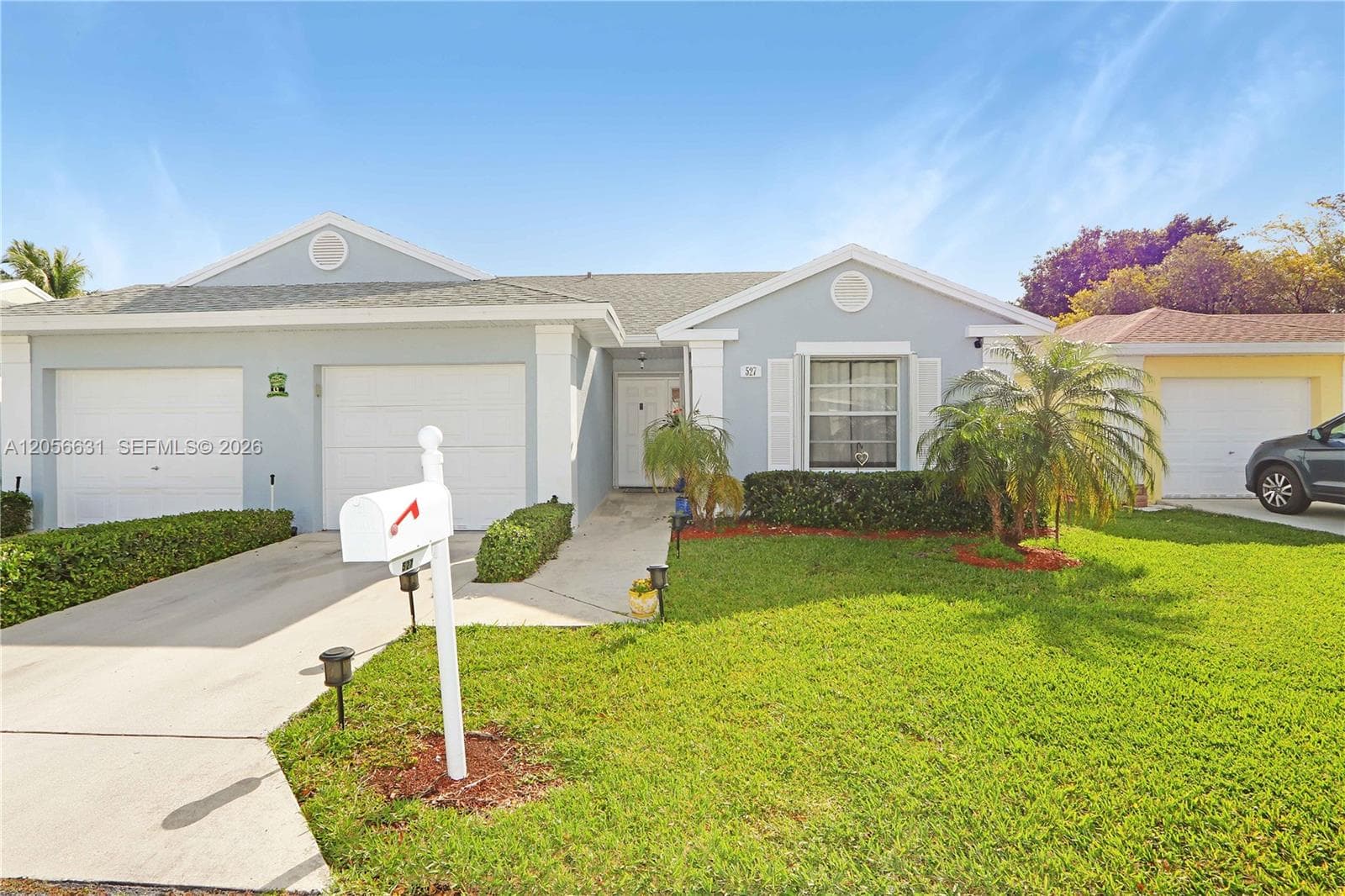 527 SE 21st Dr, Homestead FL 33033 photo 2