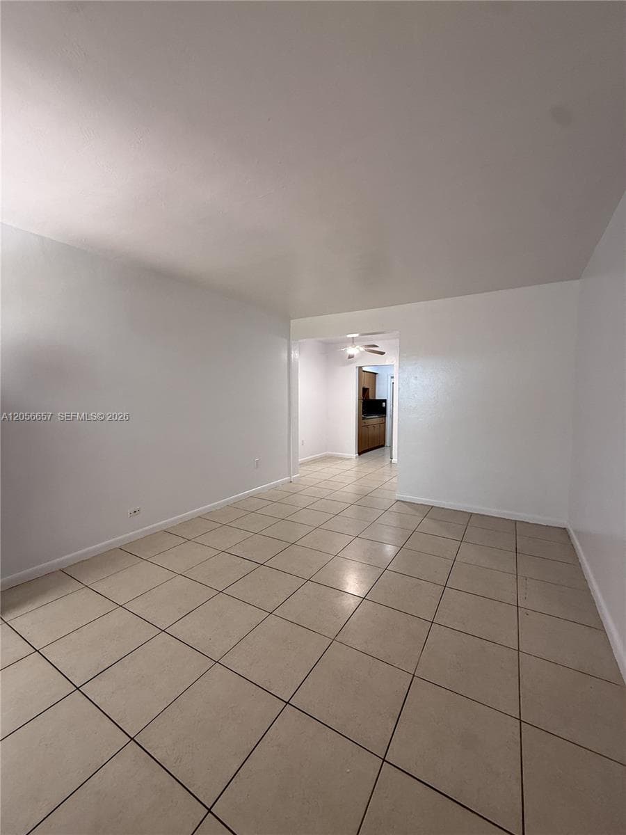 934 Meridian Ave, Miami Beach FL 33139 photo 4