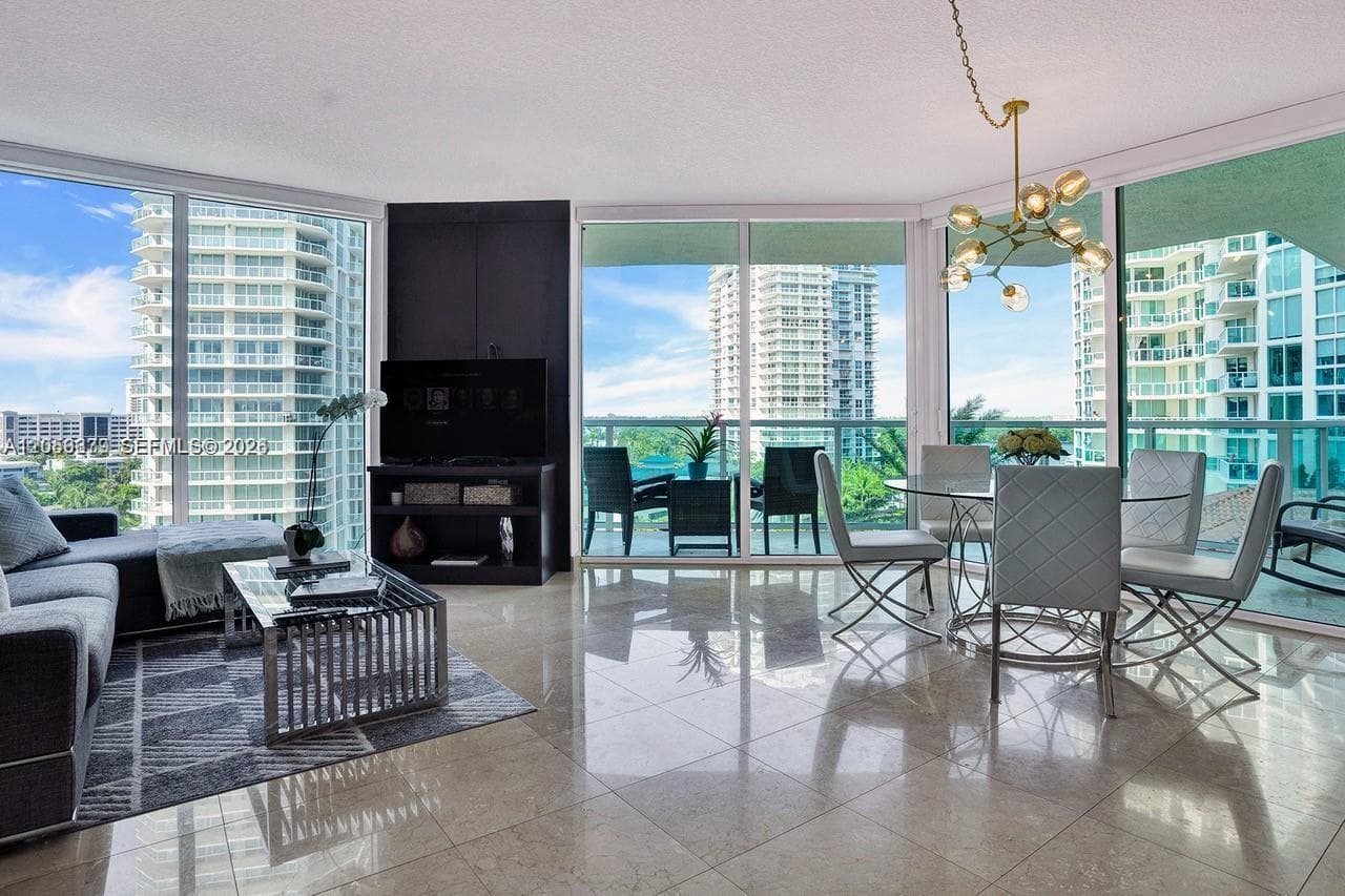 150 Sunny Isles Blvd # 1-805, Sunny Isles Beach FL 33160