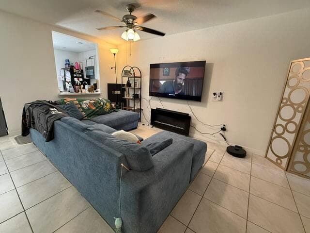 561 NE 5th Way, Florida City FL 33034 photo 5