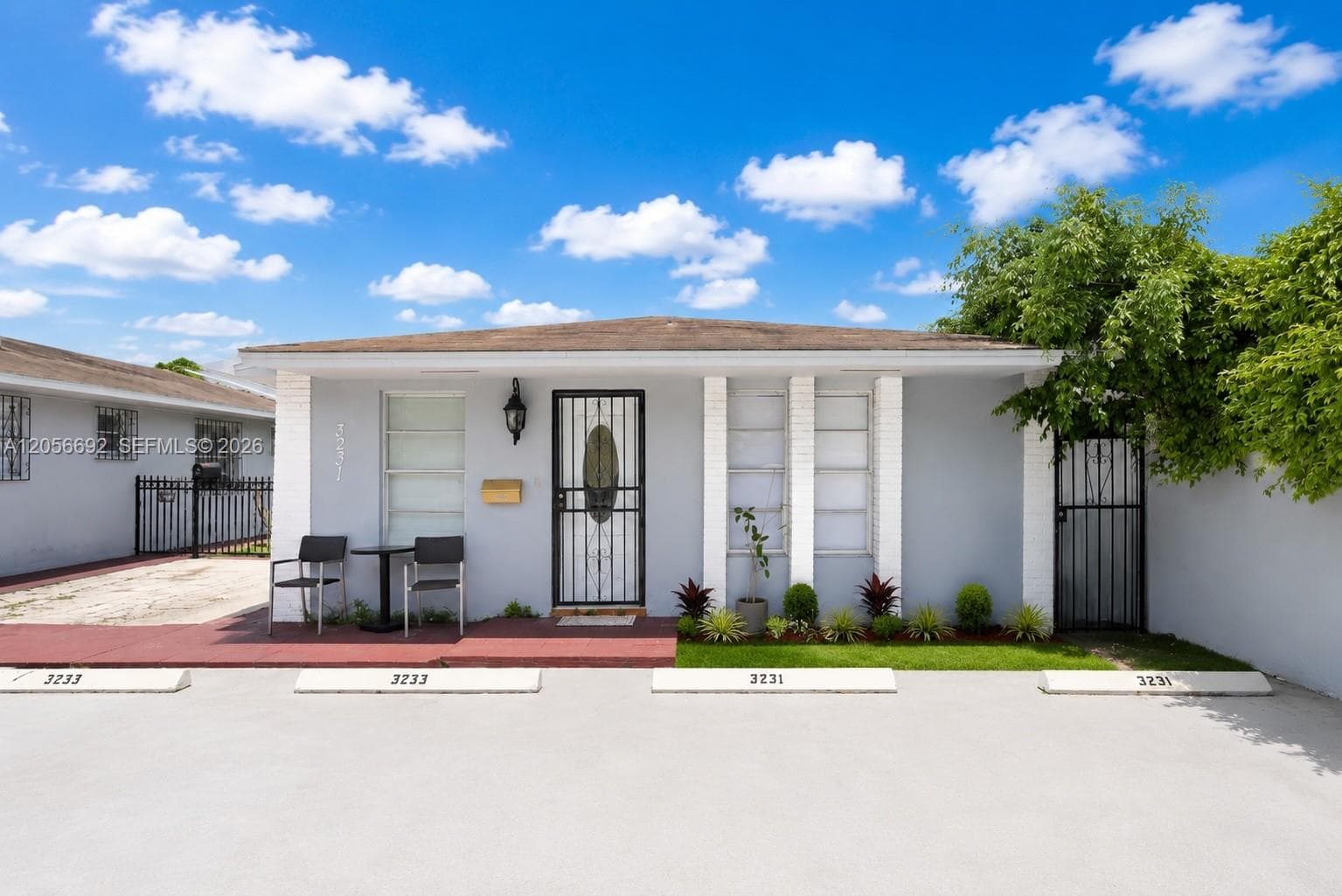 3231 SW 25th St, Miami FL 33133 photo 4