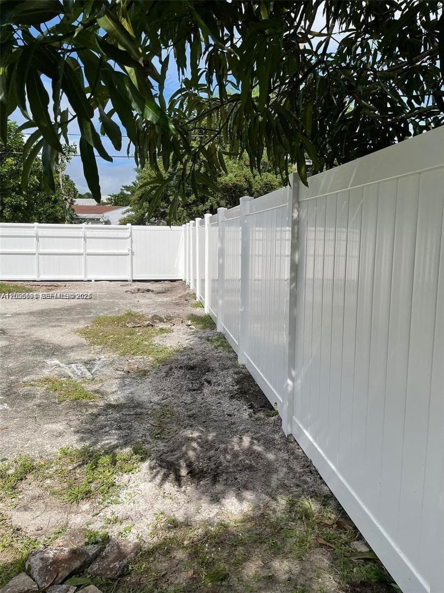 2015 Washington St, Hollywood FL 33020 photo 5