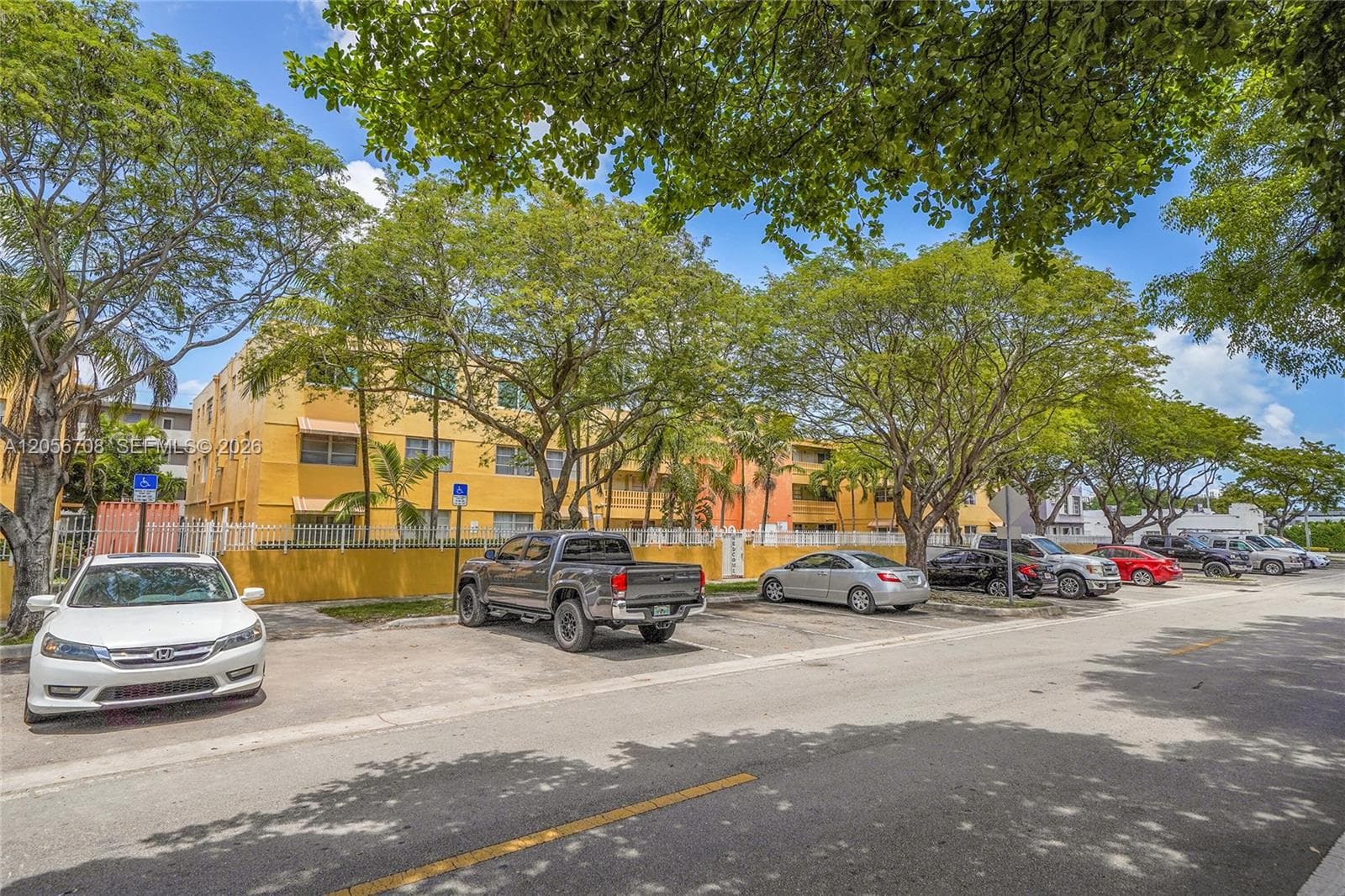 1851 NE 168 TH # A8, North Miami Beach FL 33162 photo 4