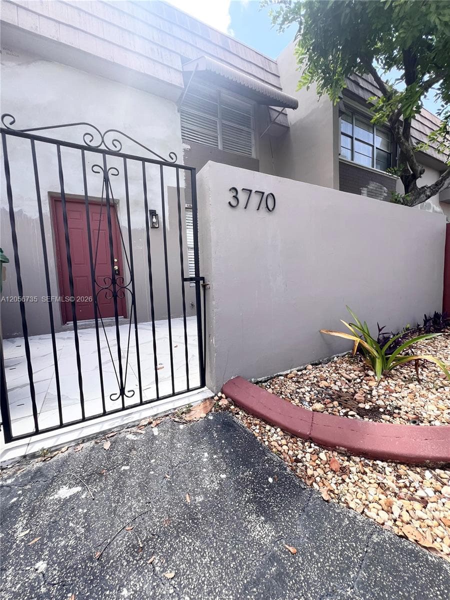 3770 SW 59th Ter # 53, Davie FL 33314 photo 2