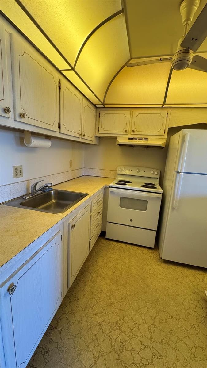 100 VILLAGE GREEN Circle E # 314, Palm Springs FL 33461 photo 3