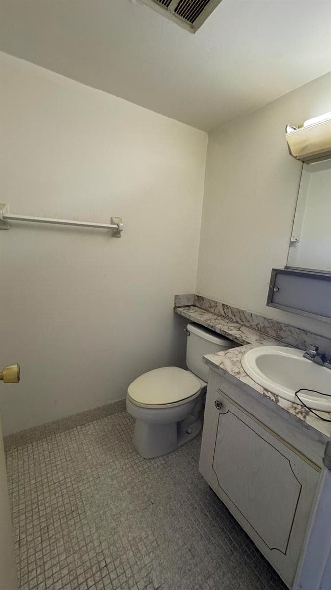100 VILLAGE GREEN Circle E # 314, Palm Springs FL 33461 photo 5