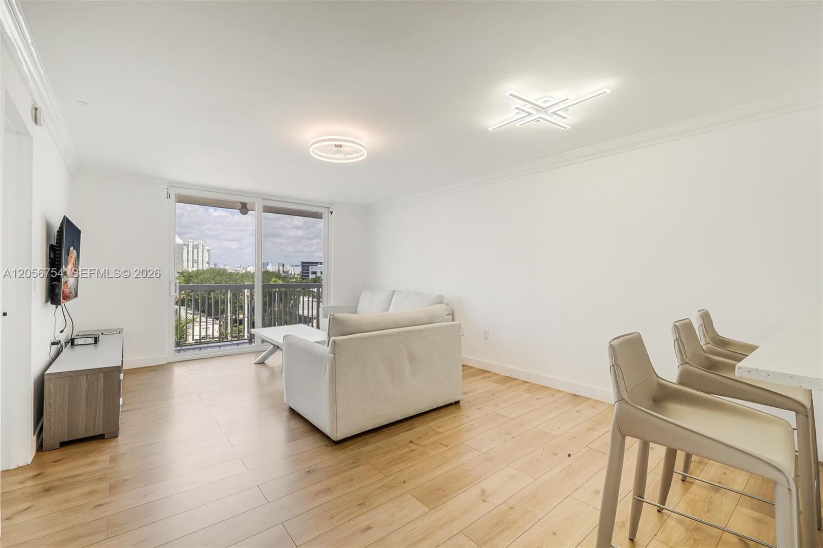 401 Ocean Dr # 602, Miami Beach FL 33139 photo 2