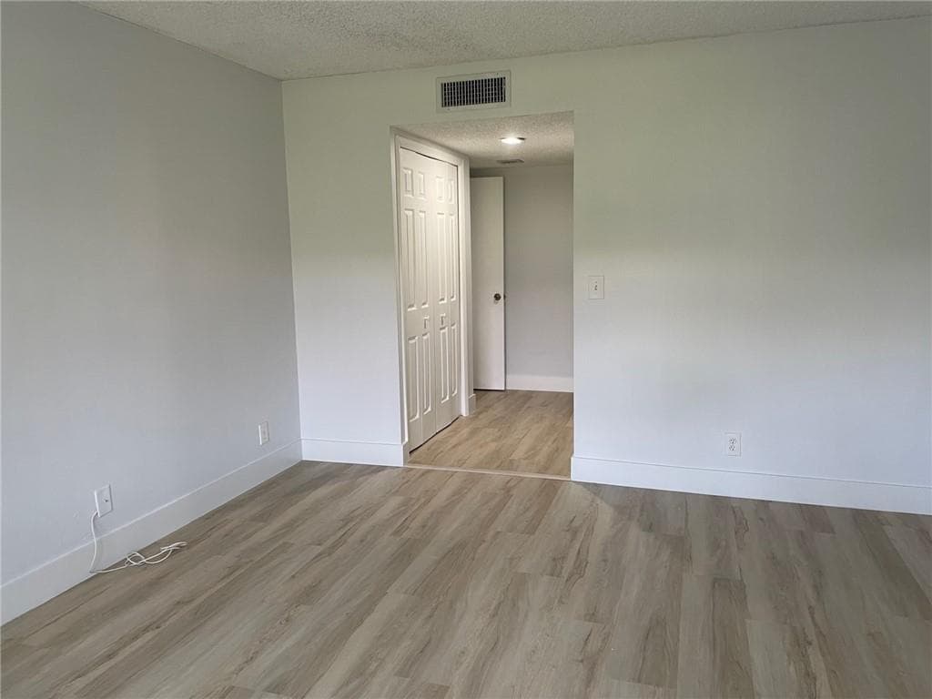 235 LAKEVIEW Drive # 102, Weston FL 33326 photo 4