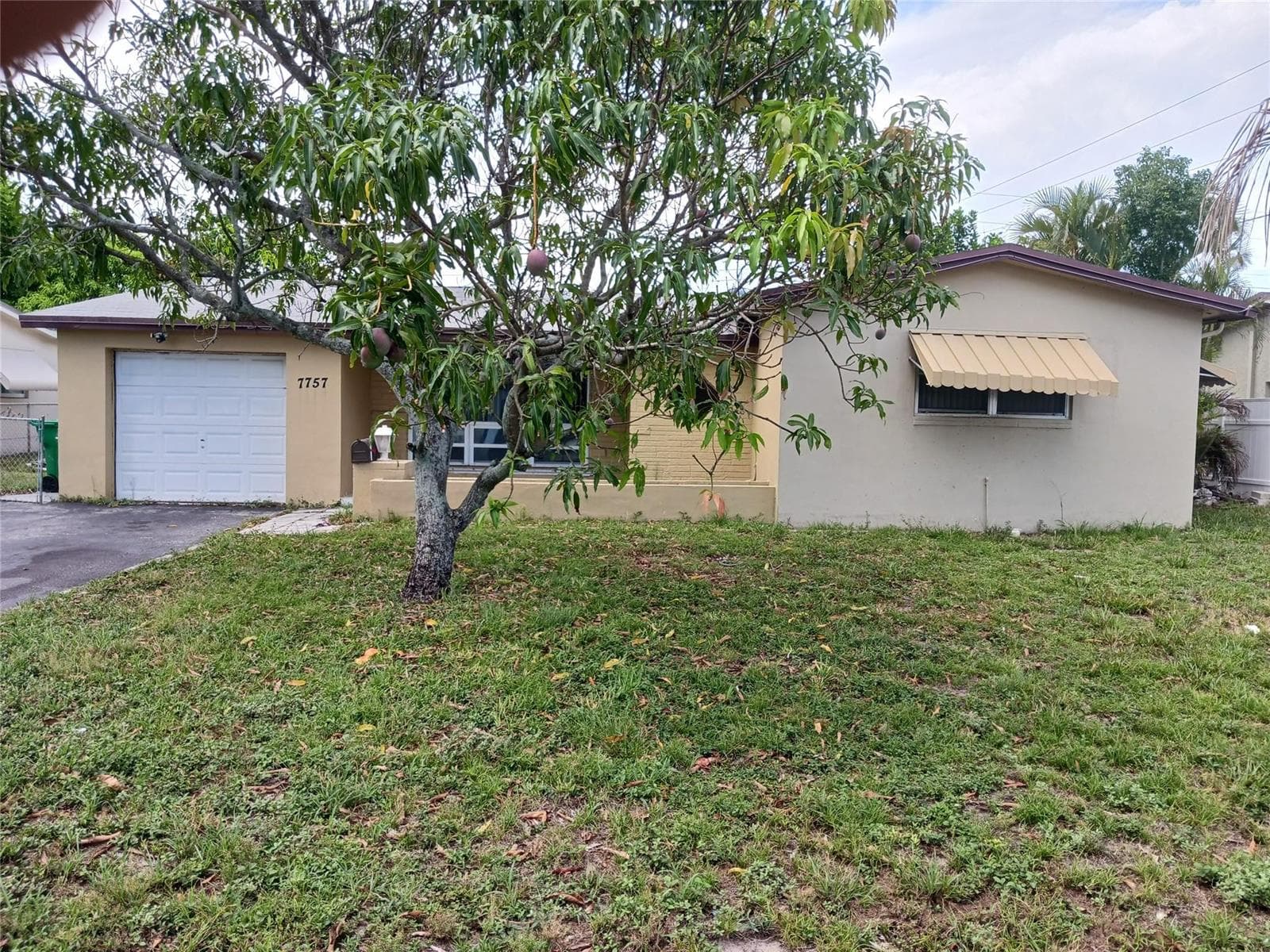 7757 SE EMBASSY Boulevard, Miramar FL 33023 photo 2