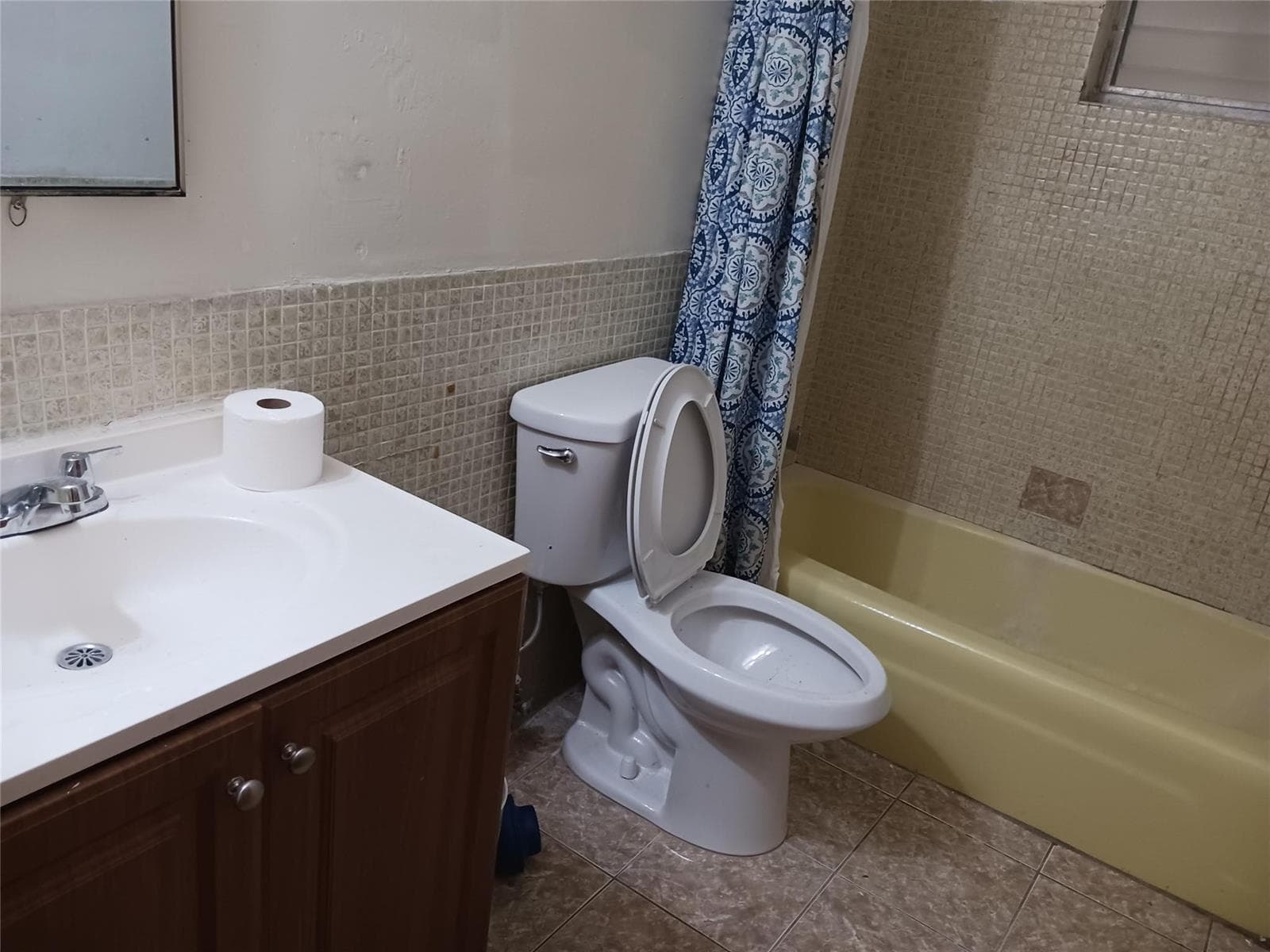 7757 SE EMBASSY Boulevard, Miramar FL 33023 photo 4