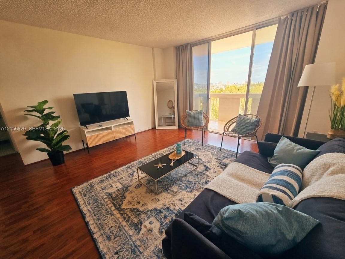 800 West Ave # 722, Miami Beach FL 33139 photo 4