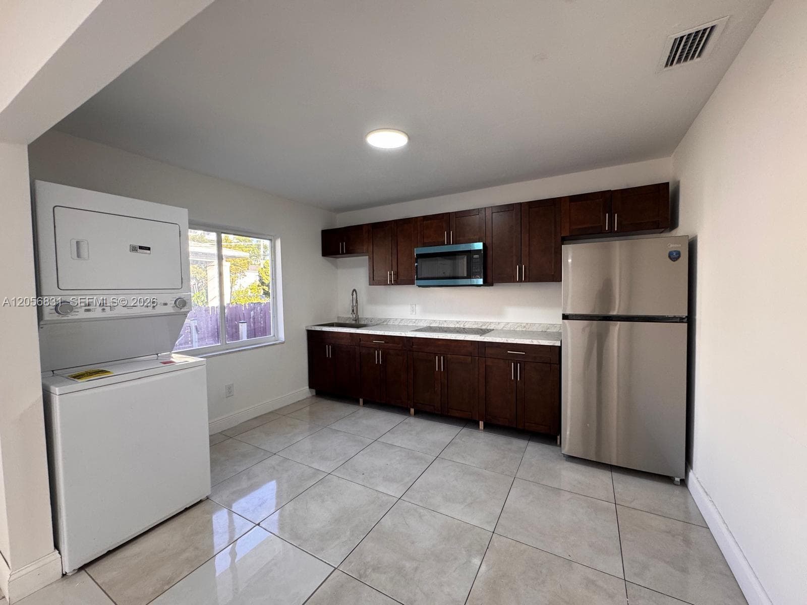 2803 SW 26th St # FRONT, Miami FL 33133 photo 3