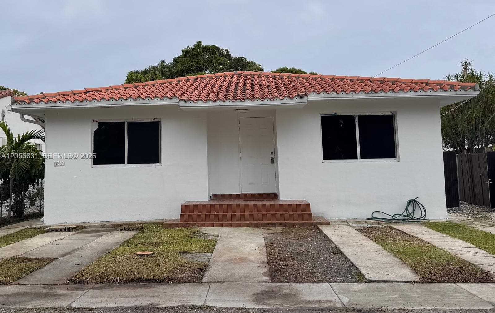 2803 SW 26th St # FRONT, Miami FL 33133