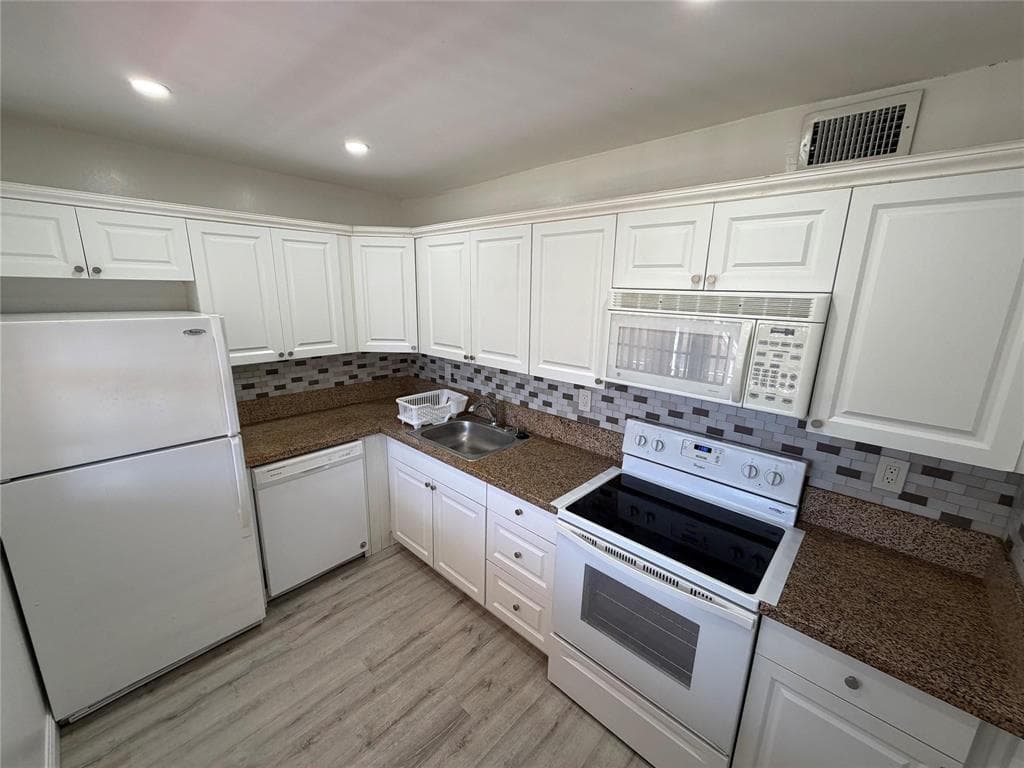 2710 Riverside Drive # 201-A, Coral Springs FL 33065 photo 5