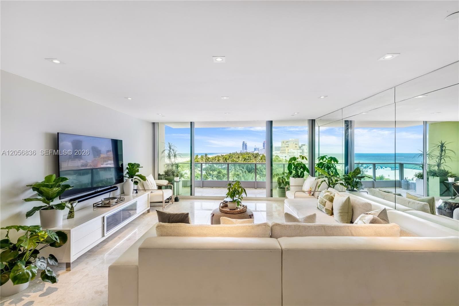 1455 Ocean Dr # 703, Miami Beach FL 33139 photo 4