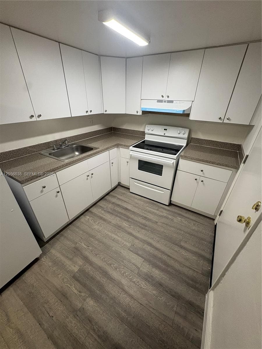 13285 NE 6th Ave # N206, North Miami FL 33161 photo 2