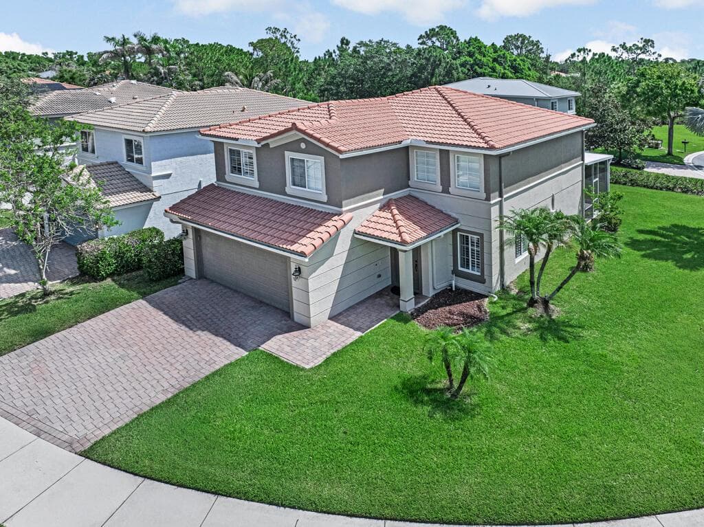 4825 SE Chiles Court, Stuart FL 34997 photo 2