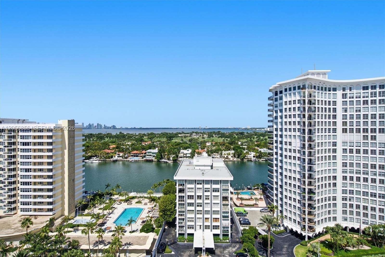 5601 Collins Ave # 1723, Miami Beach FL 33140 photo 2
