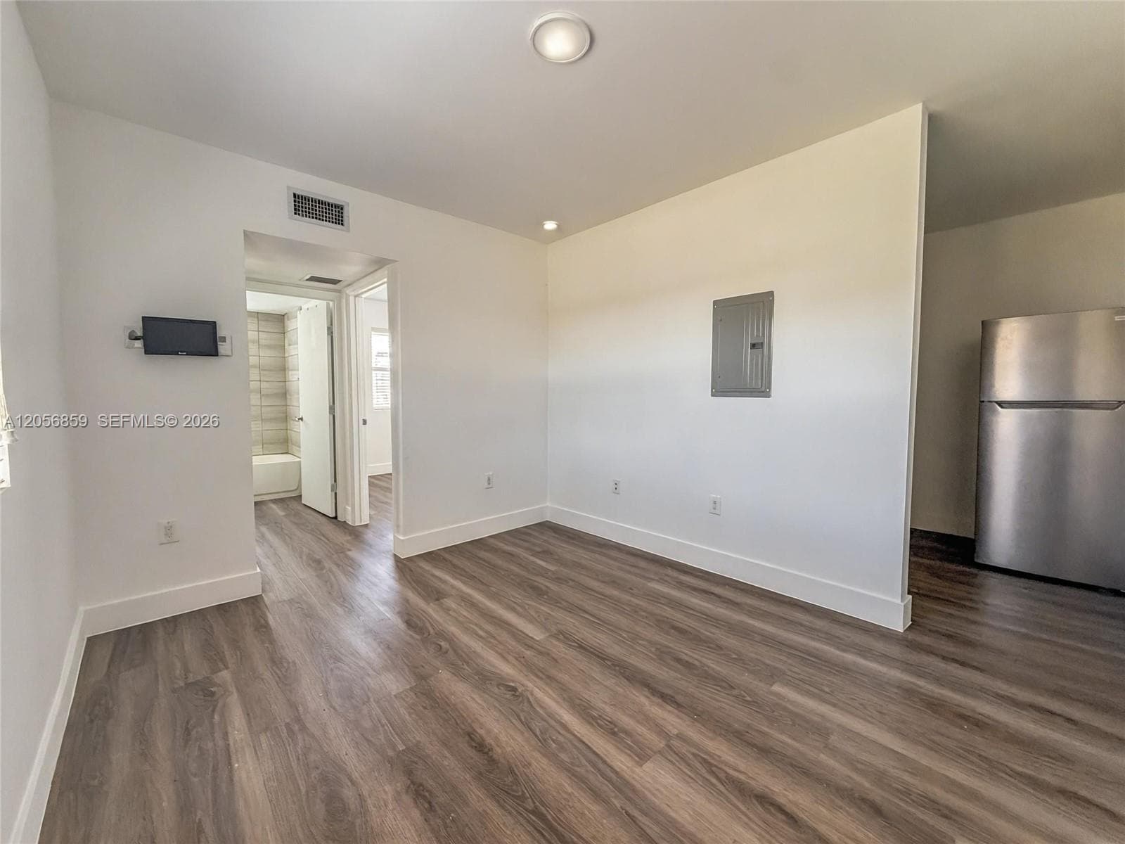 1710 NW 1st Ct # 3, Miami, FL 33136 photo 2
