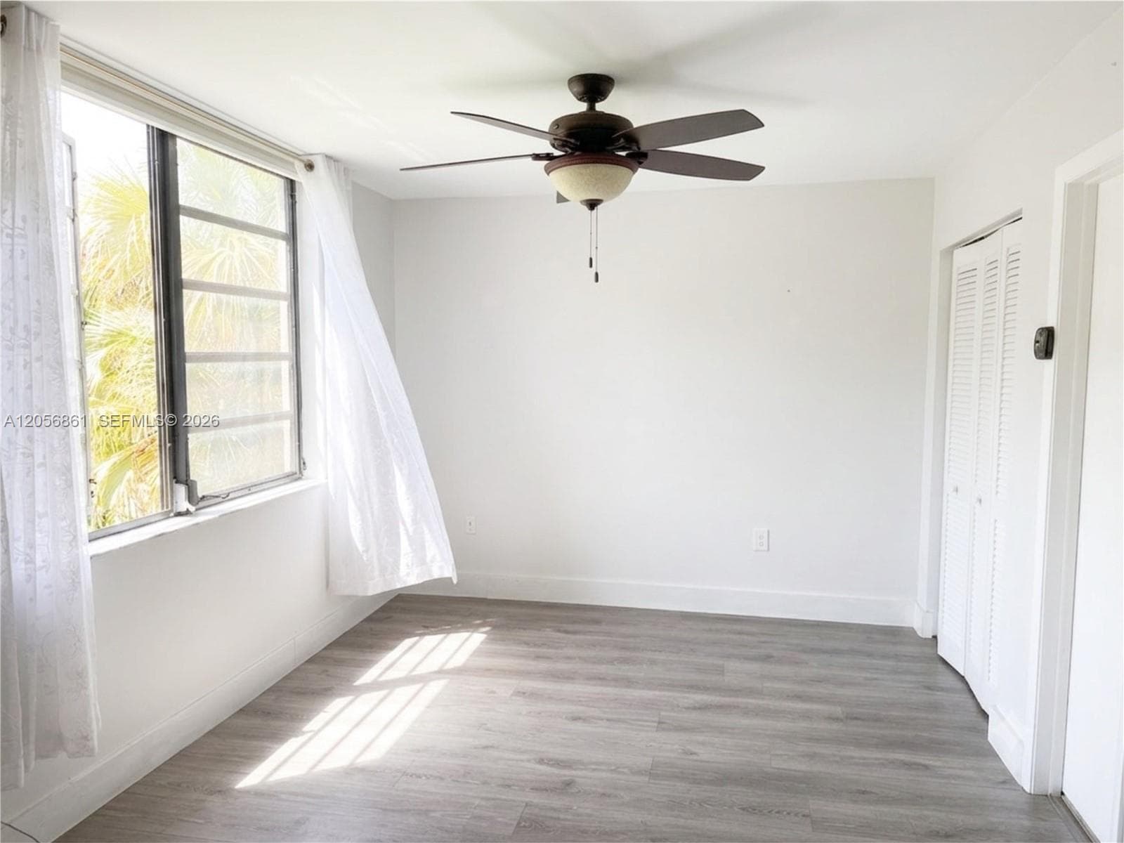 1000 Colony Point Cir # 308, Pembroke Pines FL 33026 photo 2