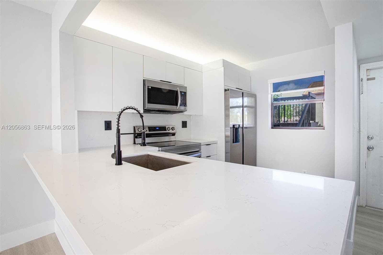 1000 NW 106th Ter # 101, Pembroke Pines FL 33026