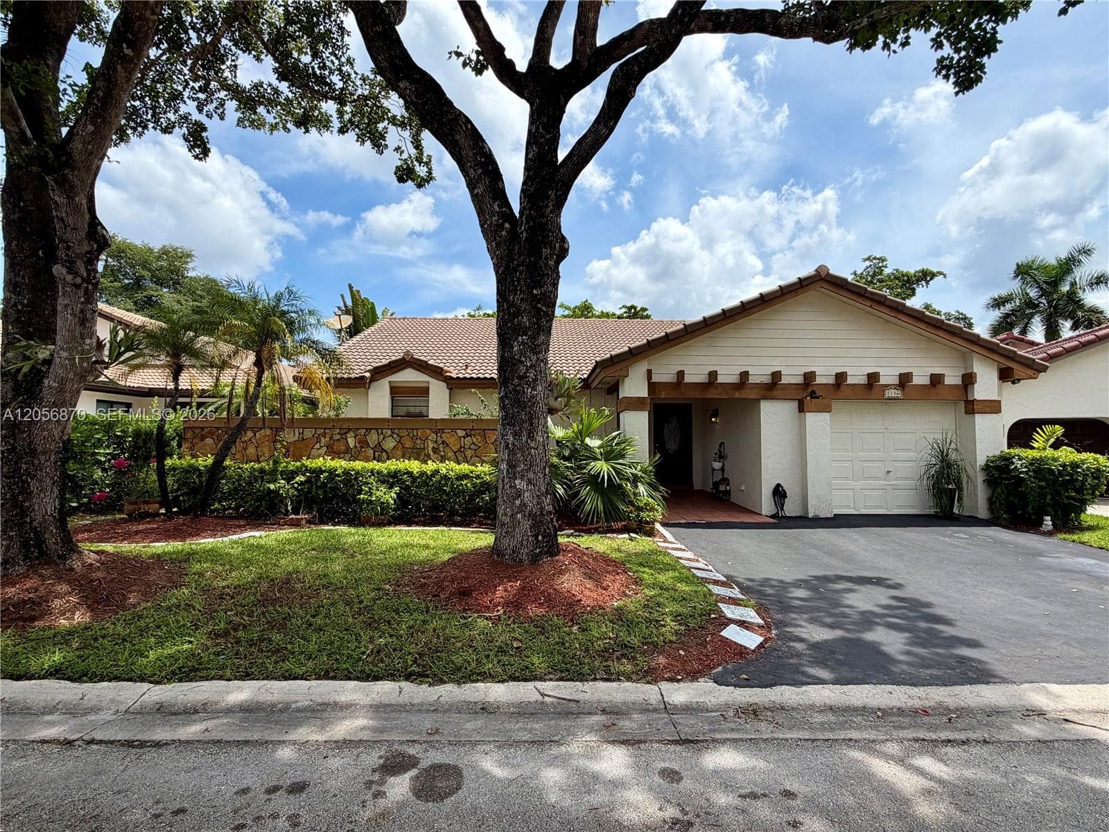 2136 Austin, Weston FL 33326