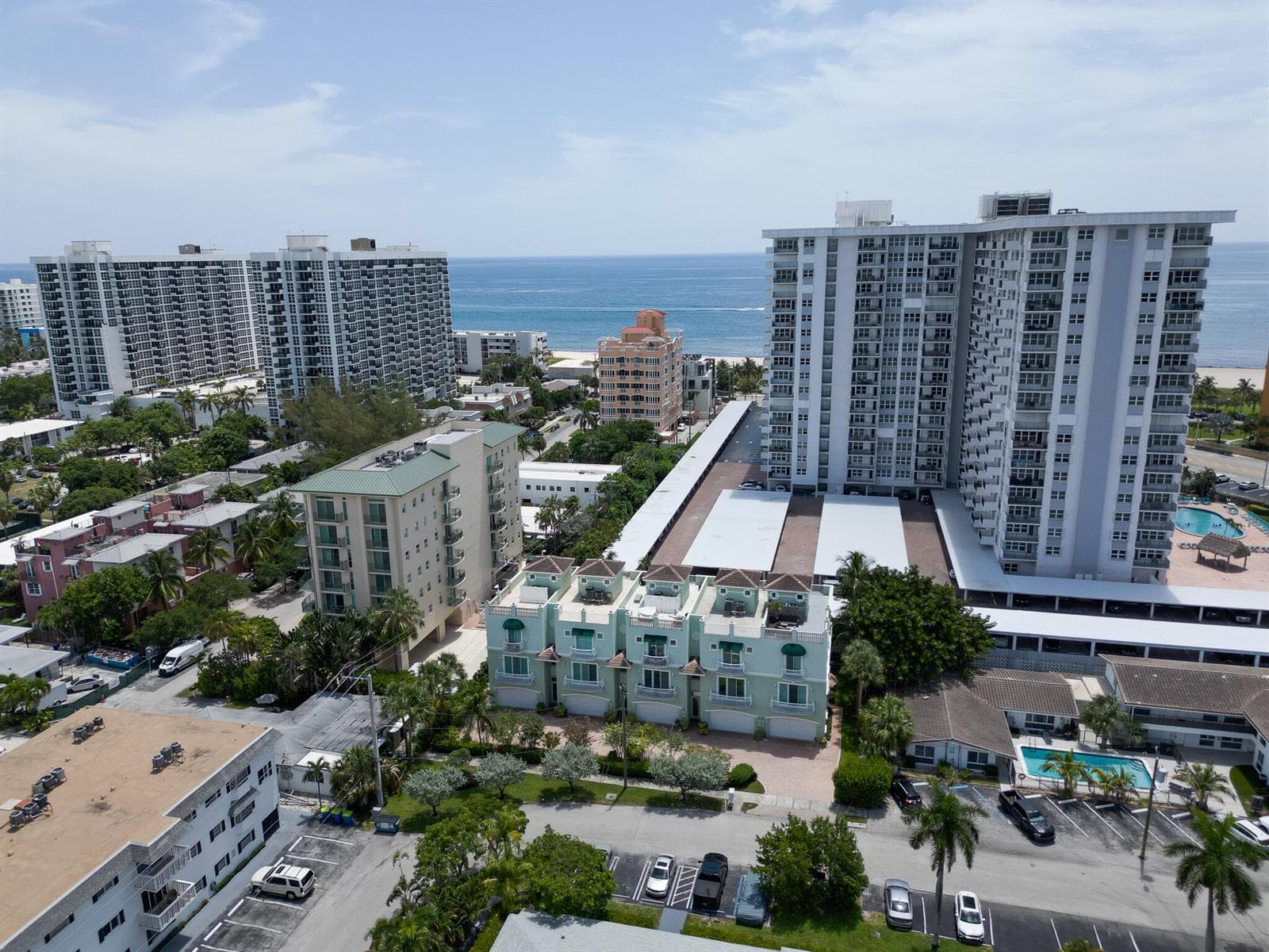 430 SUNSET Drive, Pompano Beach FL 33062 photo 2