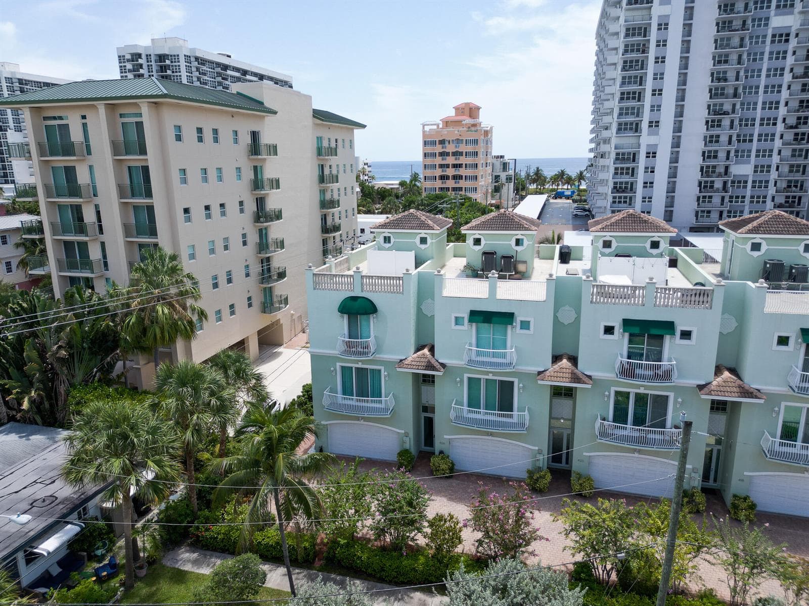 430 SUNSET Drive, Pompano Beach FL 33062 photo 4