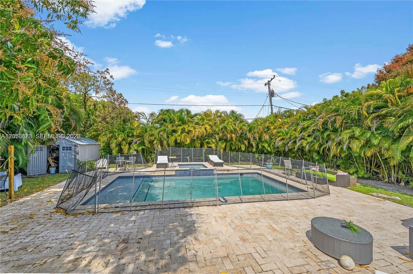 2427 SW 12th St, Miami FL 33135 photo 2