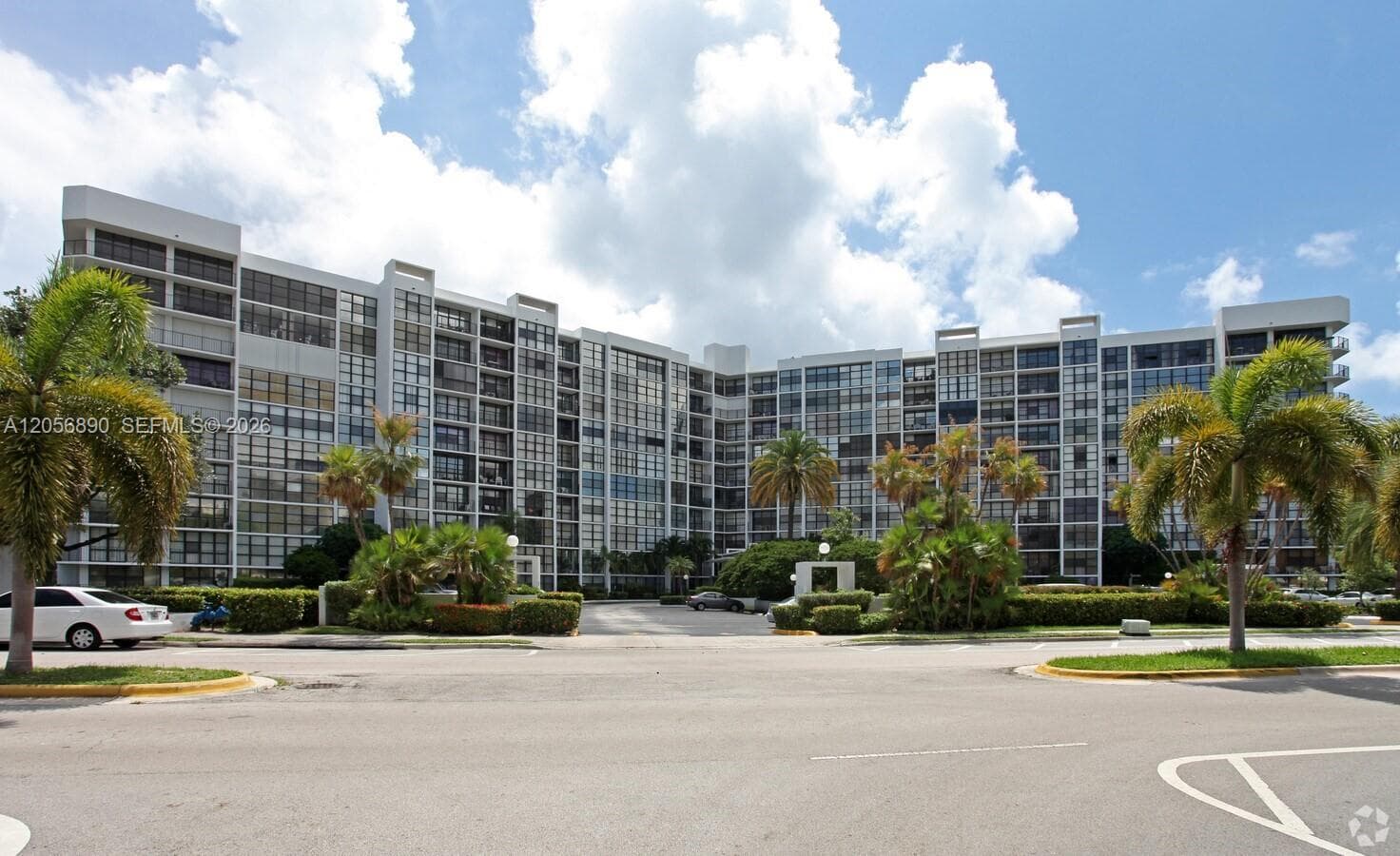 800 Parkview Dr # 410, Hallandale Beach FL 33009 photo 5
