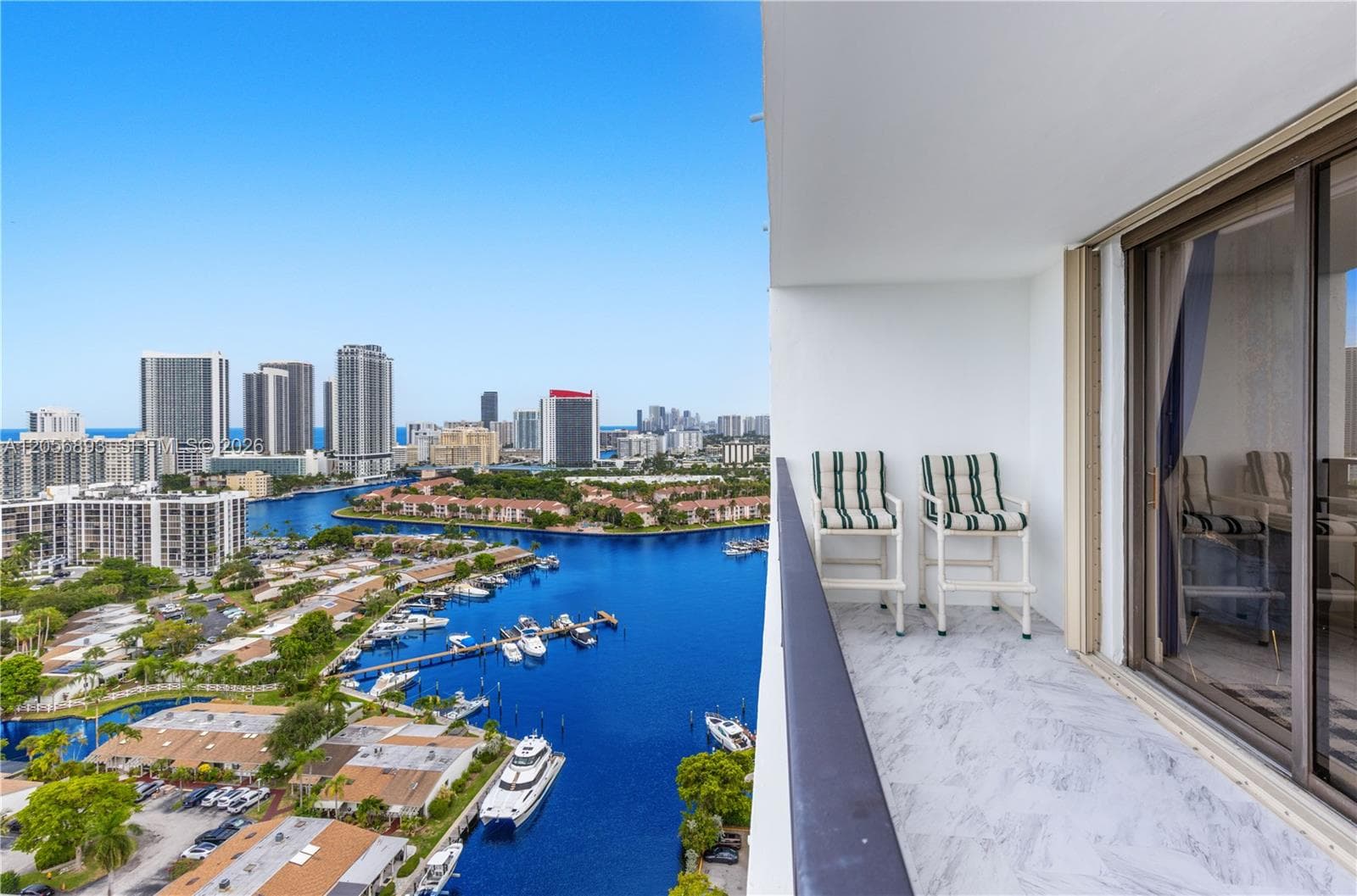 2500 PARKVIEW DR # 2405, Hallandale Beach FL 33009 photo 3