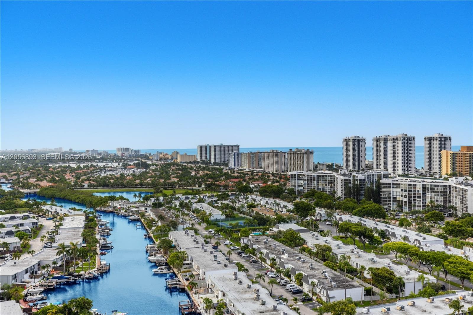 2500 PARKVIEW DR # 2405, Hallandale Beach FL 33009 photo 4